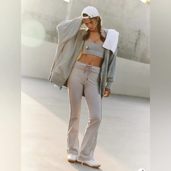 Free People Movement Limitless Pant Flare Leggings Indigo Blue Size XS - Picture 2 of 14